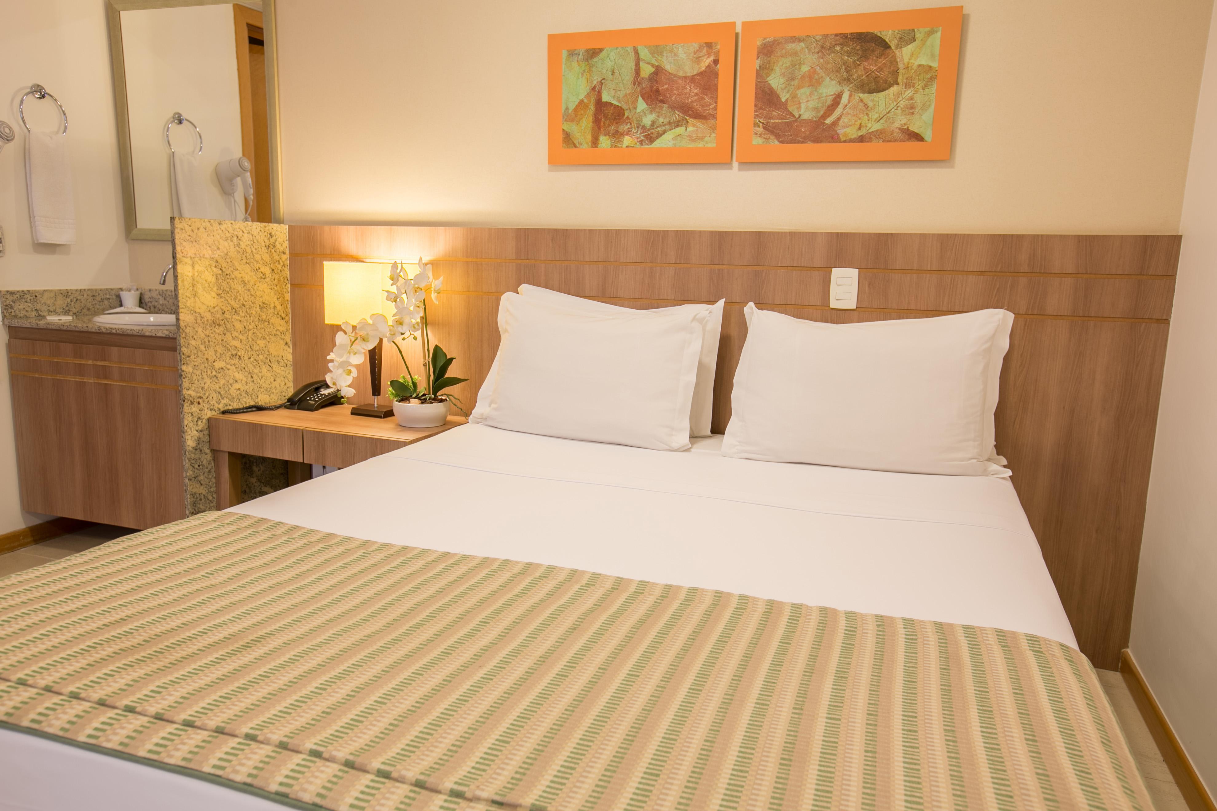 Saint Moritz Hplus Express Brasília